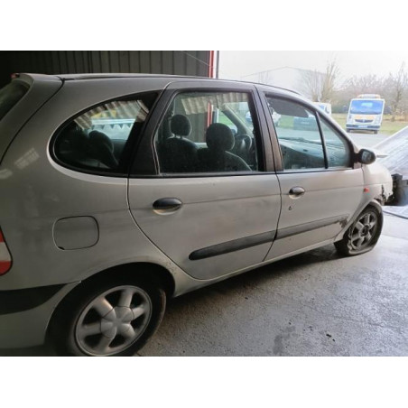 Bras essuie glace avant droit RENAULT SCENIC 1 PHASE 2 d’occasion