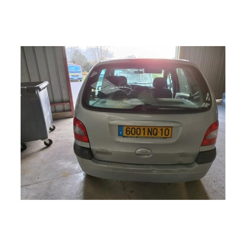 Bras essuie glace avant droit RENAULT SCENIC 1 PHASE 2 d’occasion