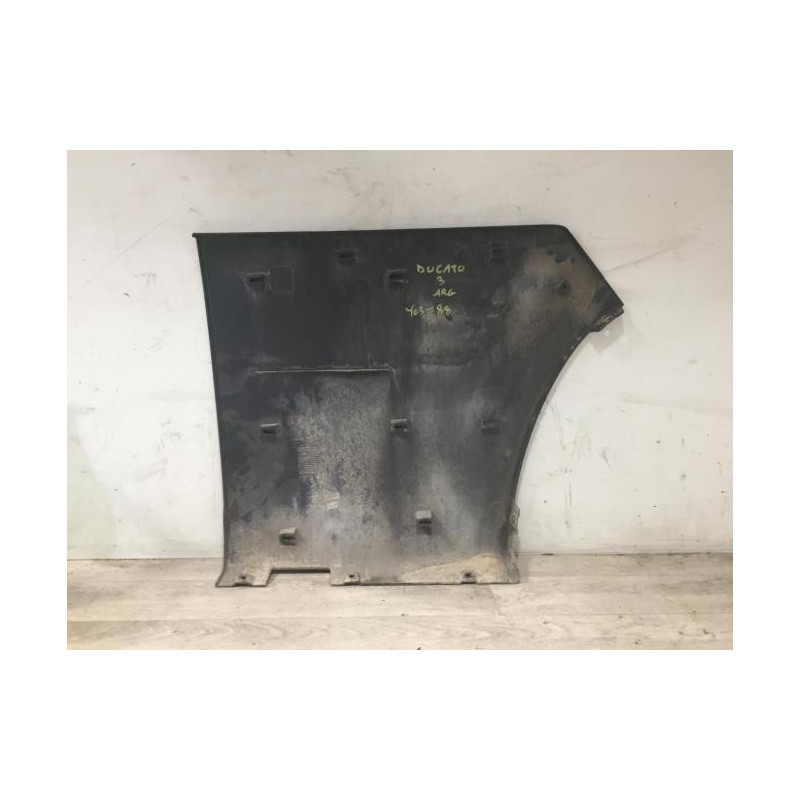 Crosse arriere gauche FIAT DUCATO 3 PHASE 1 d’occasion