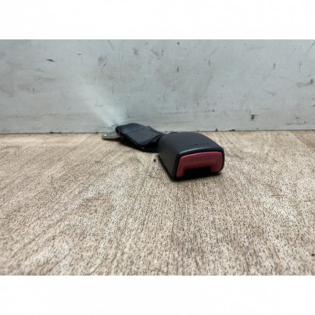 Attache ceinture arriere centrale SUZUKI SWIFT 3 d’occasion