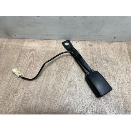 Attache ceinture avant gauche SUZUKI SWIFT 3 d’occasion