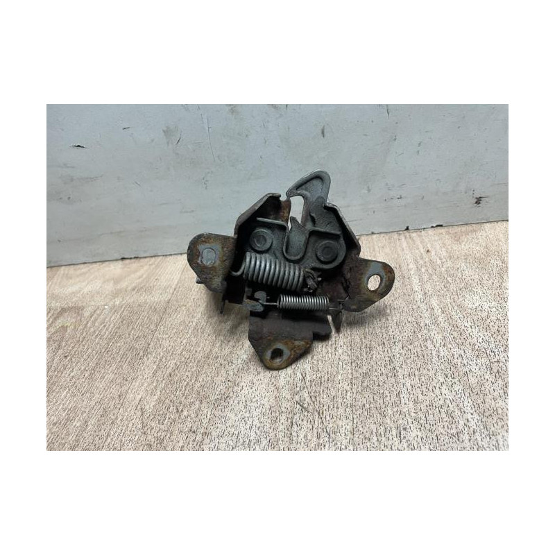 Serrure de capot SUZUKI SWIFT 3 d’occasion
