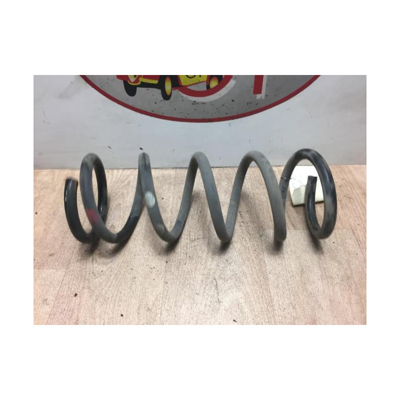 Ressort de suspension arriere droit NISSAN MURANO 1 d’occasion