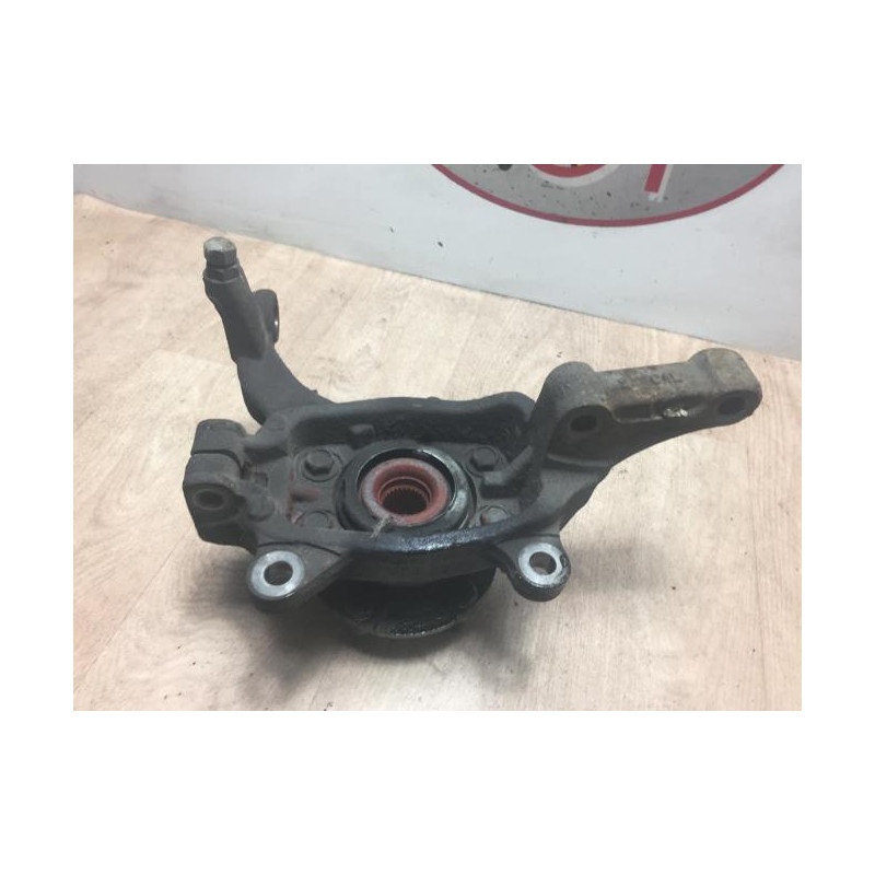 Fusee avant gauche NISSAN MURANO 1 d’occasion