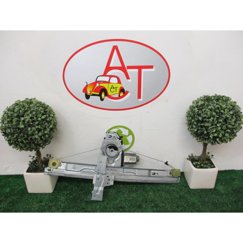 Leve vitre electrique avant droit PEUGEOT 207 1.4 16V d’occasion