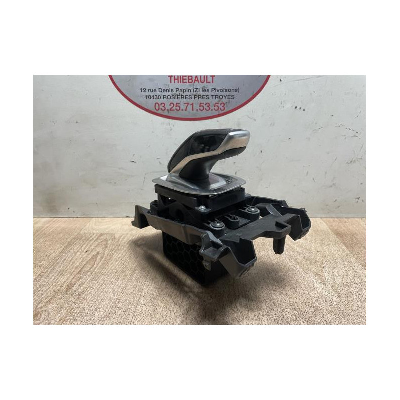 Levier de vitesses PEUGEOT 2008 2 d’occasion