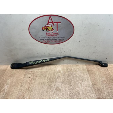 Bras essuie glace avant droit VOLVO V 50 PHASE 2 BREAK d’occasion