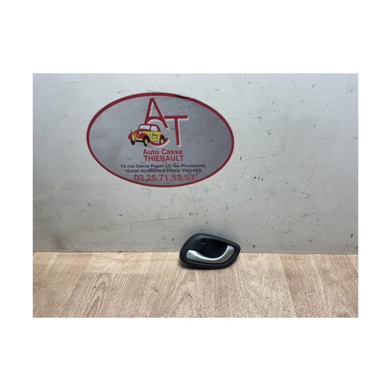 Poignee interieur avant gauche OPEL AGILA A d’occasion