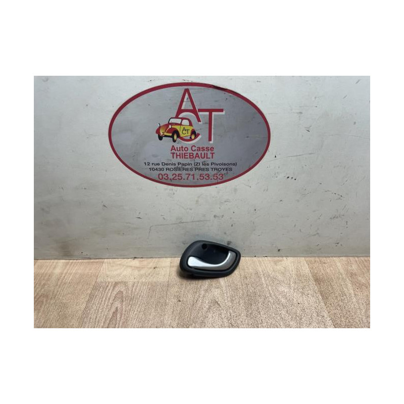 Poignee interieur arriere gauche OPEL AGILA A d’occasion