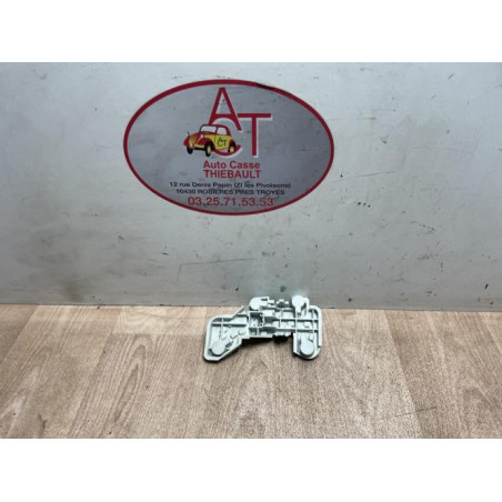 Platine feu arriere gauche VOLVO V 50 PHASE 2 BREAK d’occasion