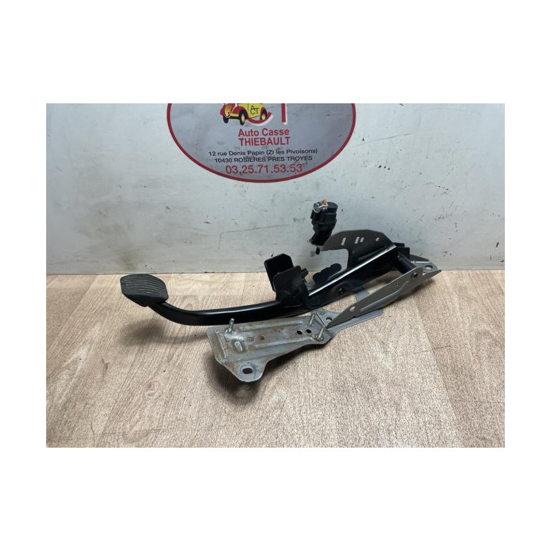 Pedalier de frein VOLVO V 50 PHASE 2 BREAK d’occasion