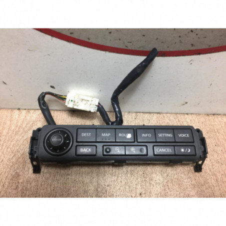Commande GPS NISSAN MURANO 1 d’occasion