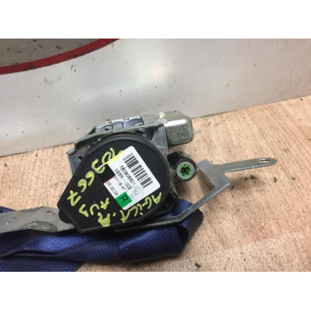 Ceinture avant droit FORD FIESTA 6 PHASE 1 d’occasion