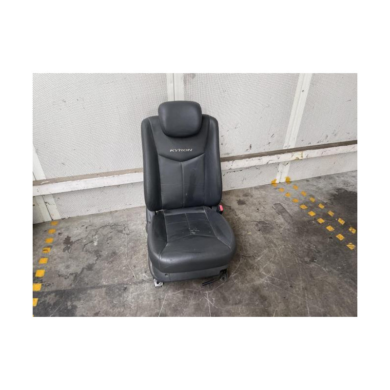 Siege avant droit SSANGYONG KYRON d’occasion