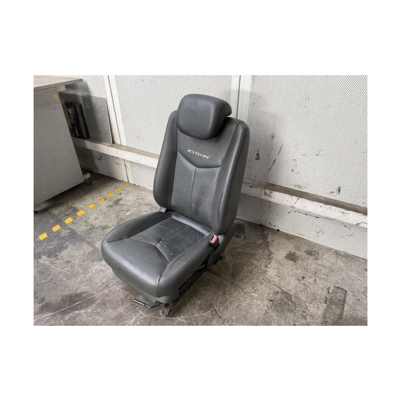 Siege avant droit SSANGYONG KYRON d’occasion