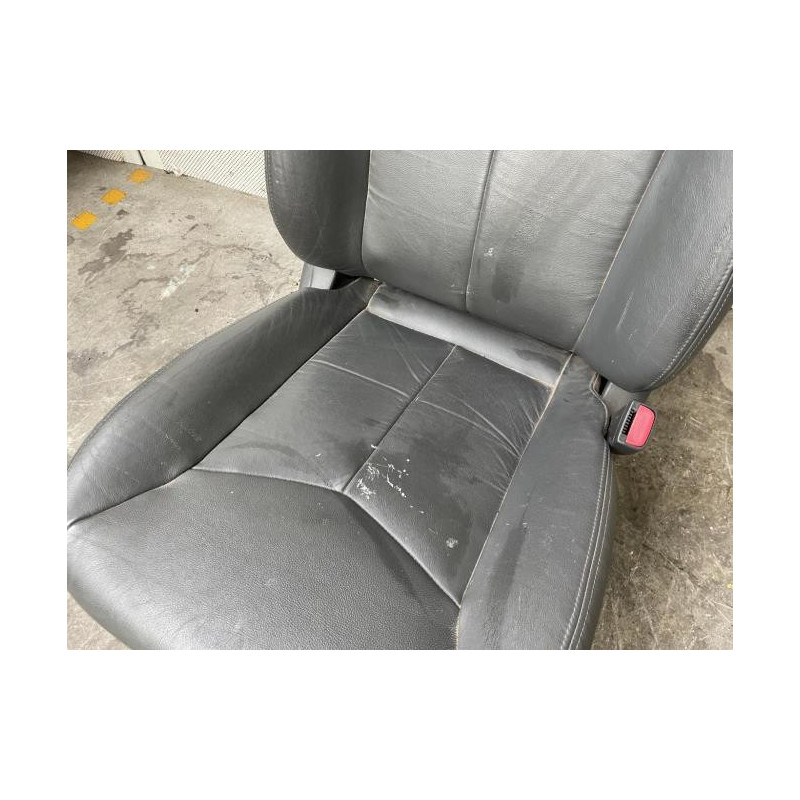 Siege avant droit SSANGYONG KYRON d’occasion