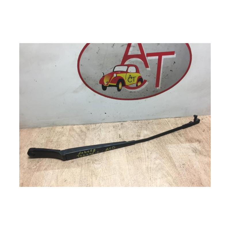 Bras essuie glace avant droit VOLKSWAGEN TOURAN 1 PHASE 1 d’occasion