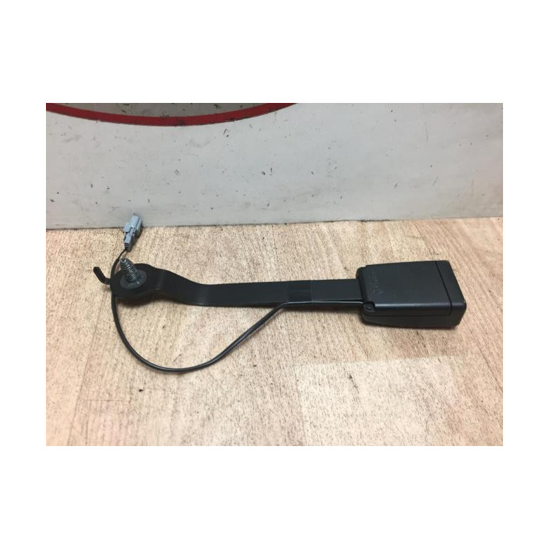 Attache ceinture avant droit RENAULT CLIO 4 PHASE 2 d’occasion