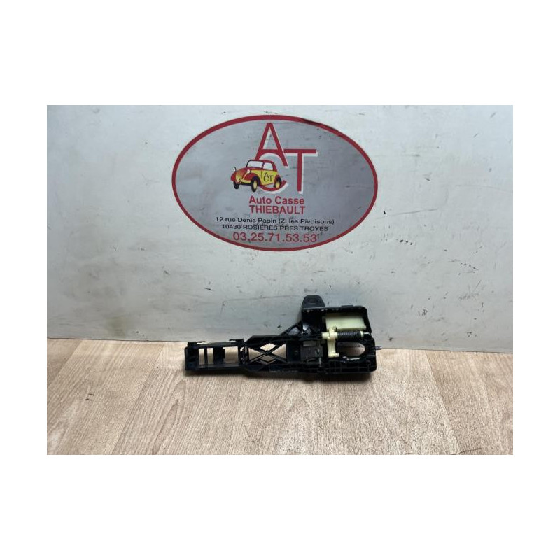 Support poignee porte avant gauche RENAULT MEGANE 4 PHASE 1 d’occasion