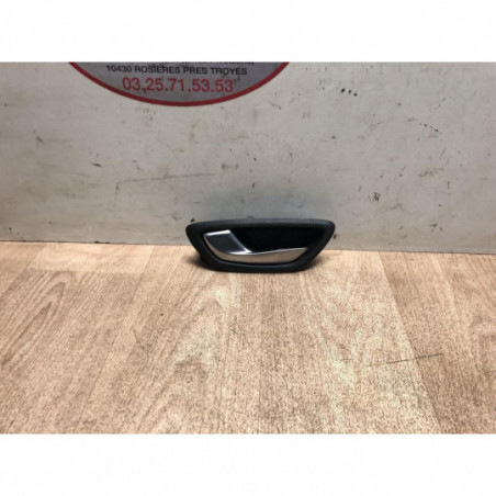 Poignee interieur avant gauche RENAULT MEGANE 4 PHASE 1 d’occasion