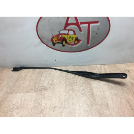 Bras essuie glace avant droit FORD FIESTA 6 PHASE 1 d’occasion