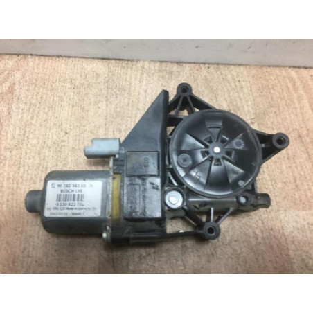 Moteur leve vitre avant droit PEUGEOT 208 1 PHASE 1 d’occasion