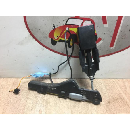Attache ceinture avant droit CITROEN C3 1 PHASE 1 d’occasion