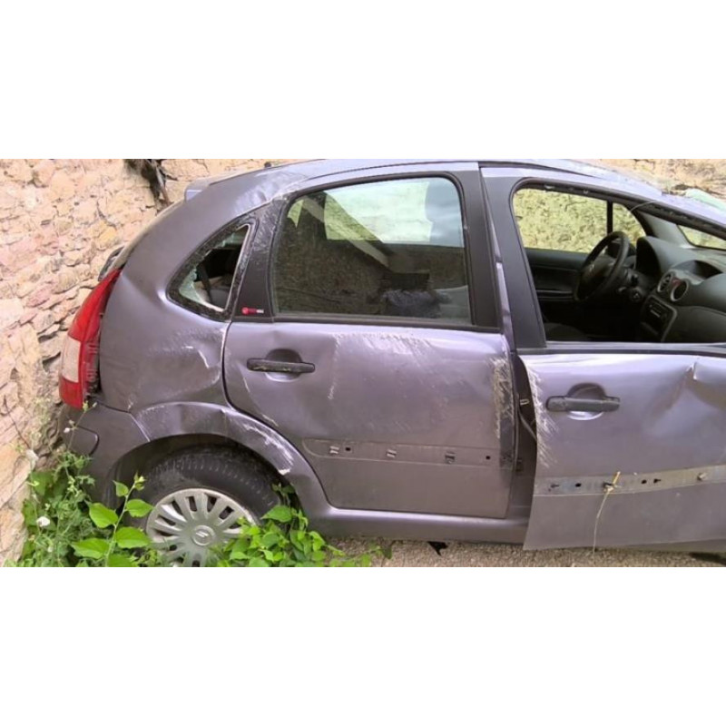 Attache ceinture avant droit CITROEN C3 1 PHASE 1 d’occasion