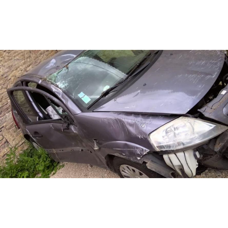 Attache ceinture avant droit CITROEN C3 1 PHASE 1 d’occasion