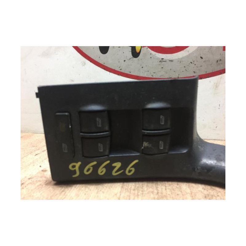Interrupteur de leve vitre avant gauche AUDI A3 1 PHASE 1 d’occasion