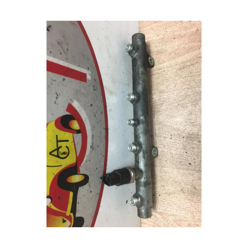 Rampe injection RENAULT MEGANE 1 BREAK d’occasion