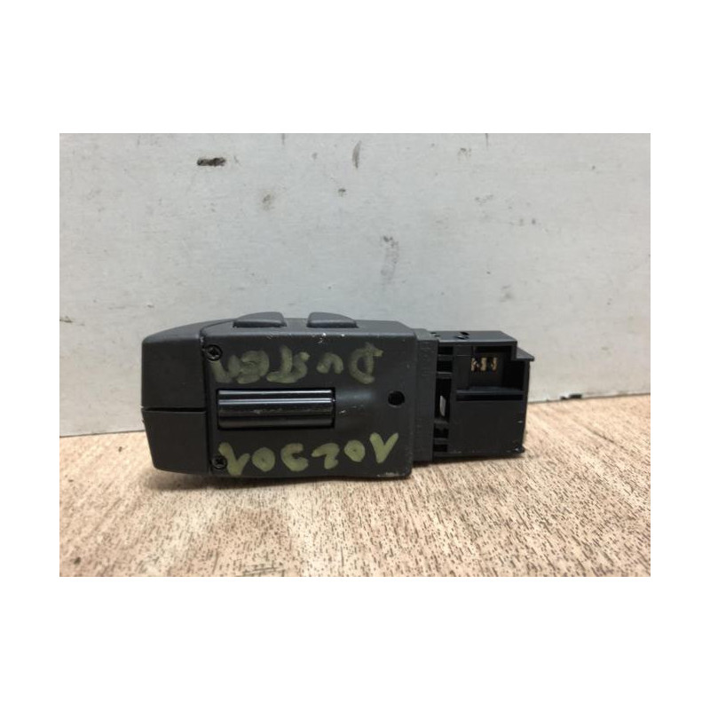 Commande autoradio DACIA DUSTER 1 PHASE 1 d’occasion