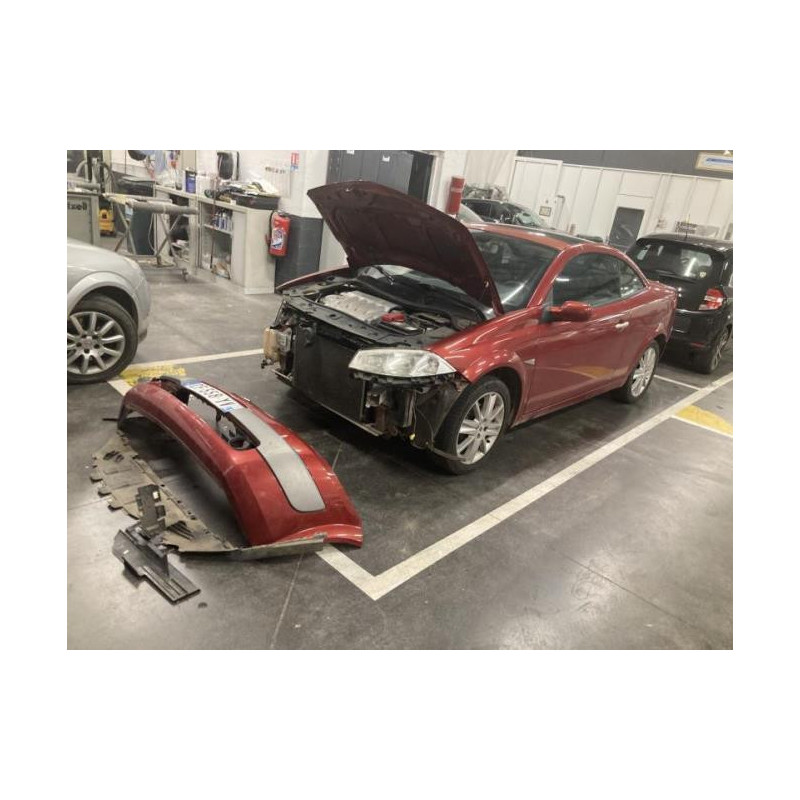 Bras essuie glace avant droit RENAULT MEGANE 2 PHASE 1 CABRIOLET d’occasion