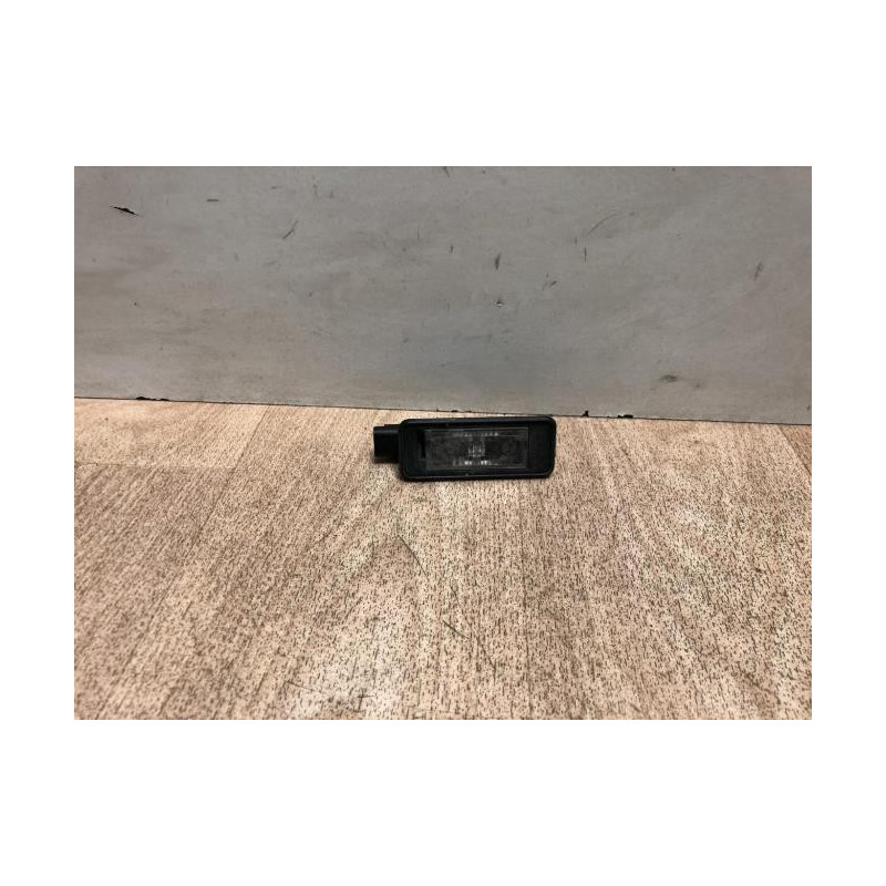 Eclairage de plaque CITROEN C4 GRAND PICASSO 2 PHASE 1 d’occasion