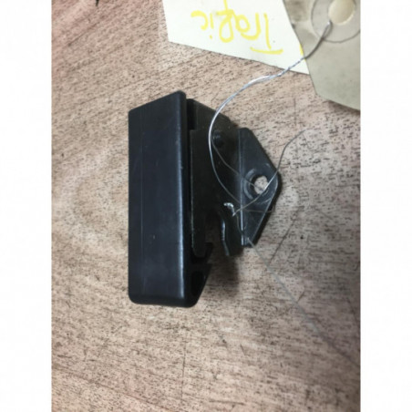 Poignee interieur porte de coffre droite RENAULT TRAFIC 1 PHASE 3 d’occasion