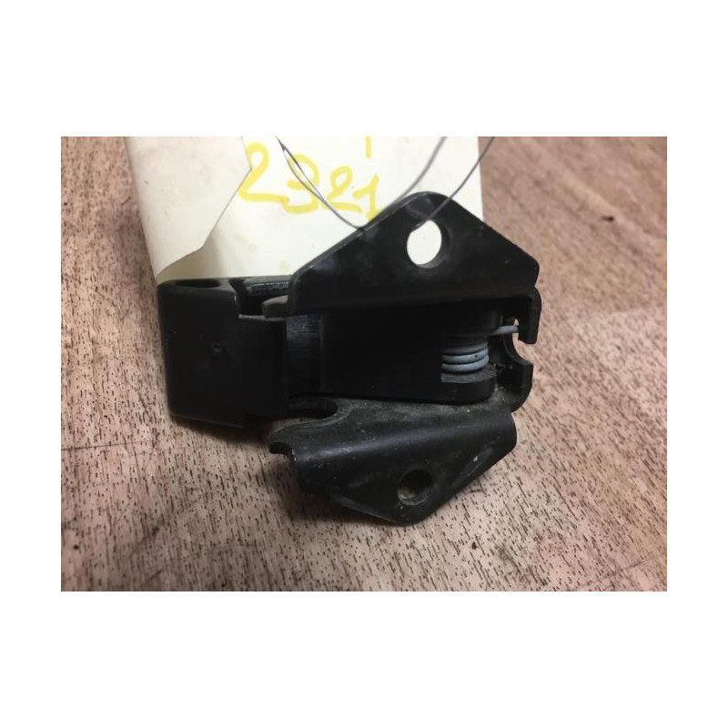 Poignee interieur porte de coffre droite RENAULT TRAFIC 1 PHASE 3 d’occasion
