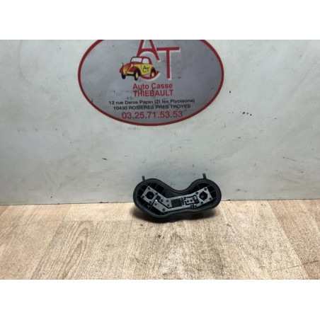 Platine feu arriere gauche RENAULT MEGANE 2 PHASE 1 d’occasion
