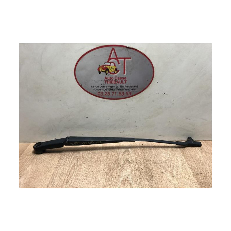 Bras essuie glace avant droit CITROEN C4 GRAND PICASSO 1 d’occasion