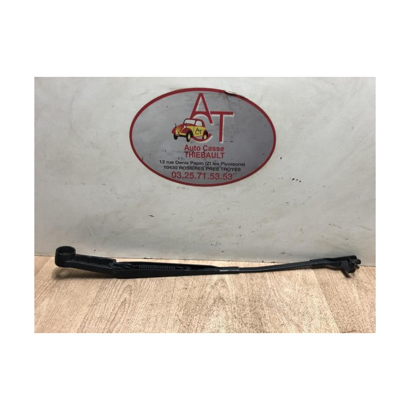 Bras essuie glace avant droit CITROEN C4 GRAND PICASSO 1 d’occasion