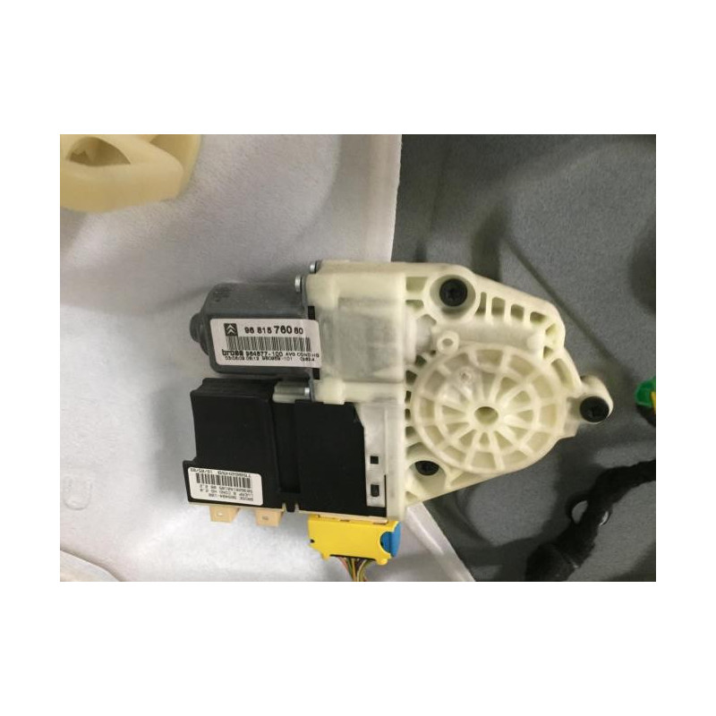 Porte avant gauche CITROEN C4 1 PHASE 2 d’occasion