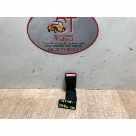 Attache ceinture arriere droit FIAT STILO d’occasion