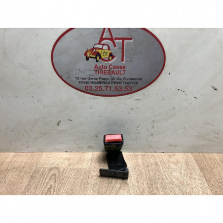 Attache ceinture arriere centrale FIAT STILO d’occasion