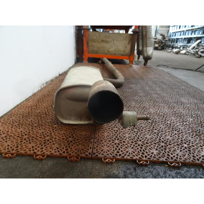 Silencieux intermediaire (echappement) FORD FOCUS d’occasion