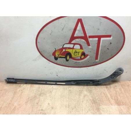 Bras essuie glace avant droit PEUGEOT 307 PHASE 2 CABRIOLET d’occasion