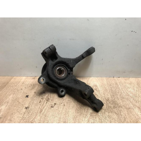Fusee avant gauche DACIA LOGAN 1 PHASE 1 d’occasion