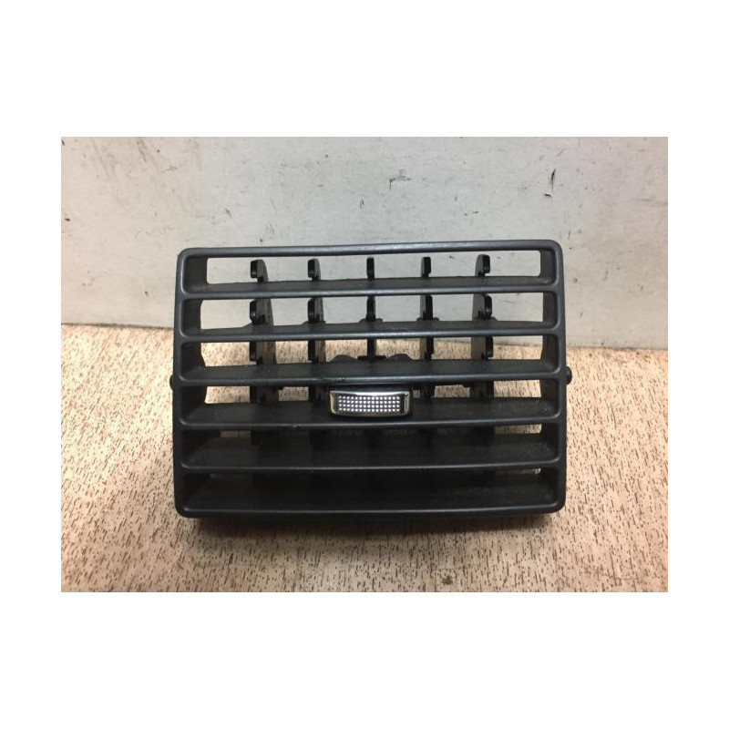 Aerateur tableau de bord PEUGEOT 307 PHASE 2 CABRIOLET d’occasion