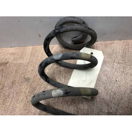 Ressort de suspension arriere droit PEUGEOT 307 PHASE 2 CABRIOLET d’occasion