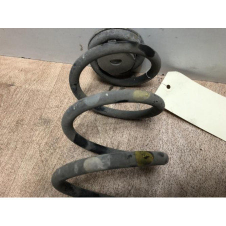 Ressort de suspension arriere gauche PEUGEOT 307 PHASE 2 CABRIOLET d’occasion