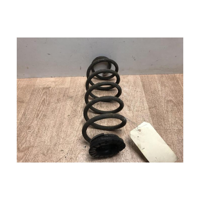 Ressort de suspension arriere droit FIAT STILO d’occasion