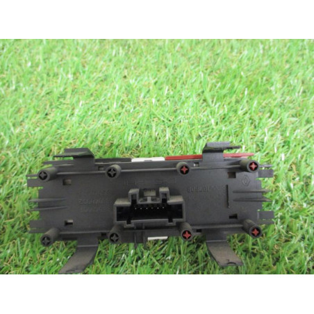 Bouton de warning RENAULT MEGANE II COUPE PHASE 1 d’occasion